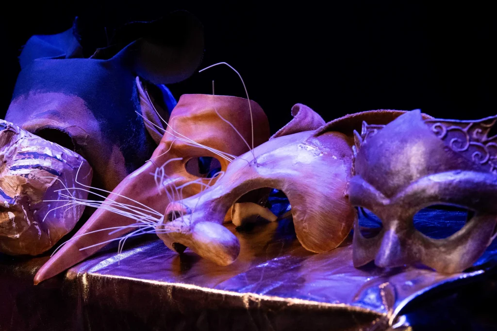 O papoutsomenos gatos 79